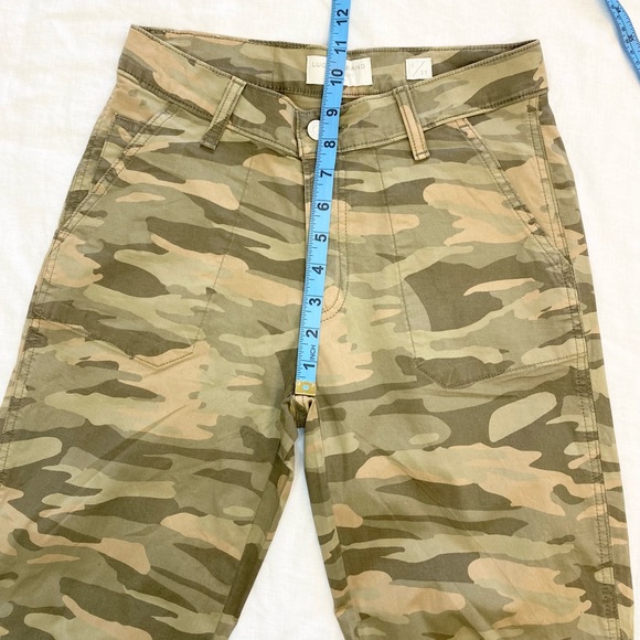 Lucky Brand THE CARGO Woodland Green Camouflage Camo Pants - Picture 10 of 14
